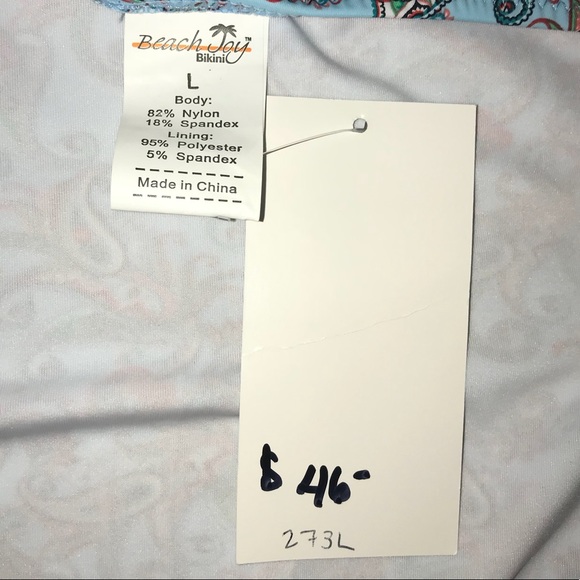 One piece Bathing suit - Picture 3 of 3